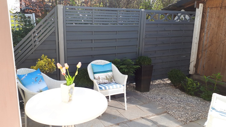 eingezäunte Terrasse