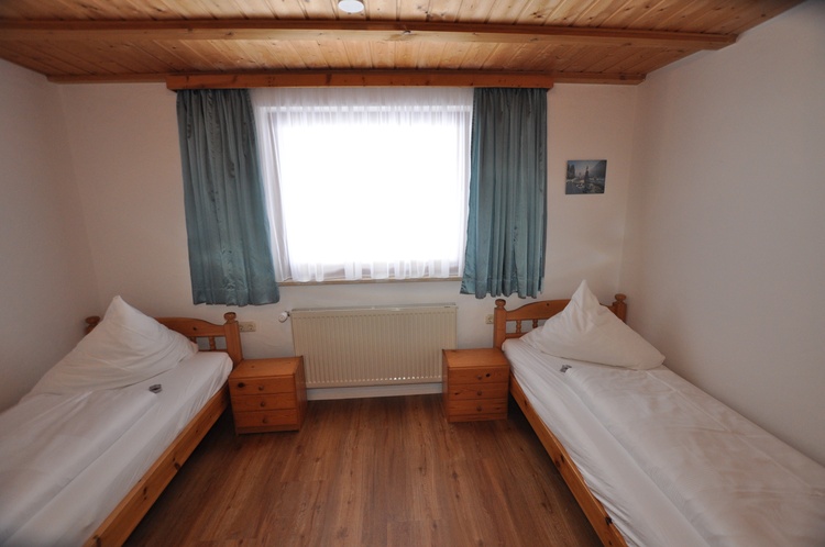 2. Schlafzimmer Ferienwohnung "Enzian"