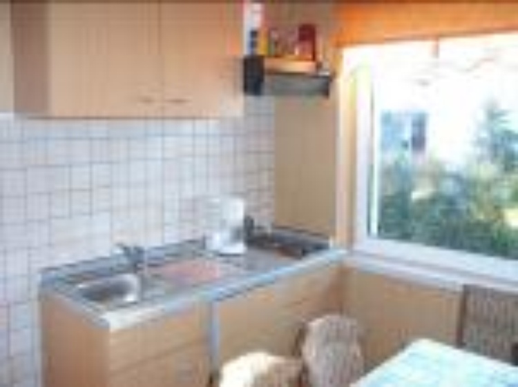 Küche zur Ferienwohnung