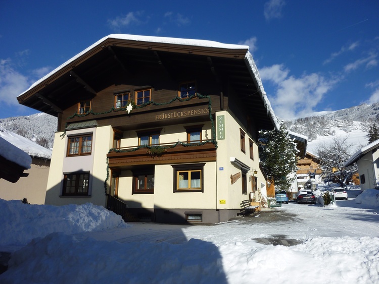Pension zu Hause im Winter
