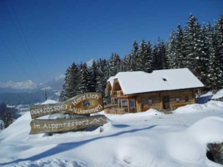 www.alpenchalets.cc