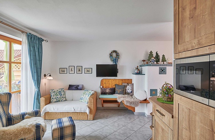 Ludwig Stub'n- Wohnstube mit Kachelofen