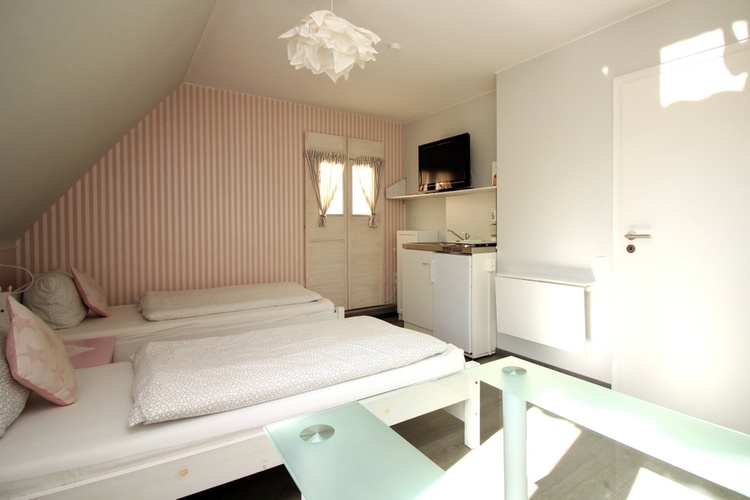 Schlafzimmer C3