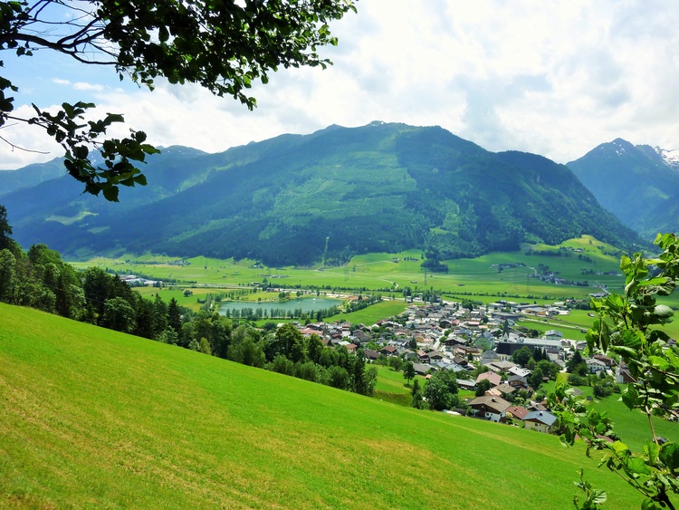 Spitze Aussicht ab dem Schmetterlingslehrweg in Uttendorf