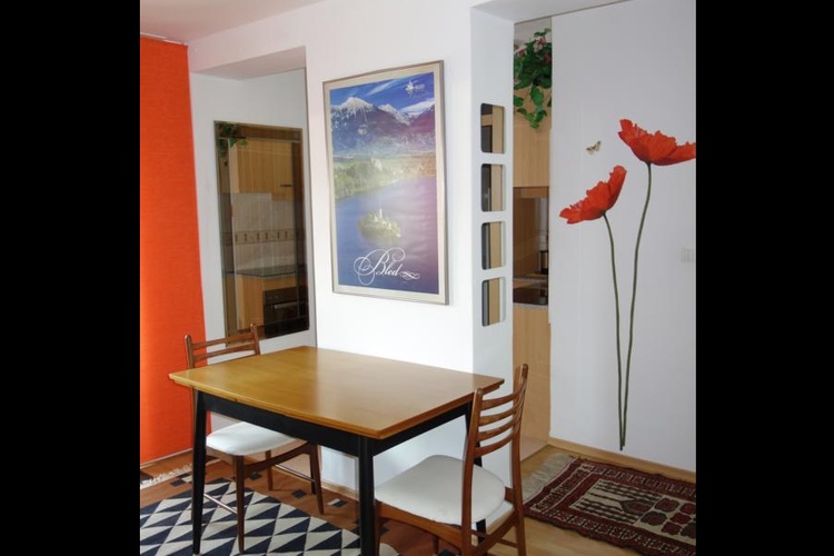 Apartment living area pr'Skminc