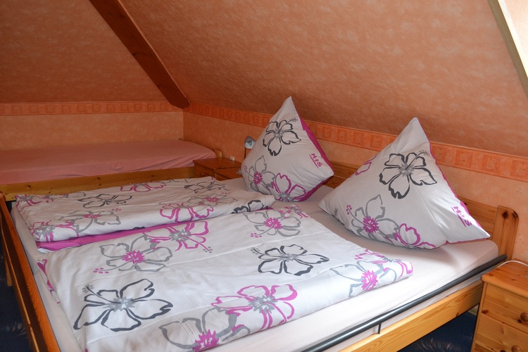 Schlafraum mit 4 Betten 50 m²