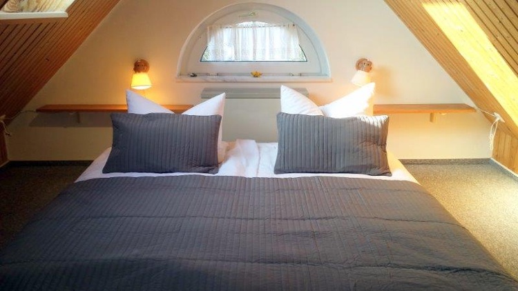 Appartement Burg auf Fehmarn, Schleswig-Holstein APARTMENTS mit FLAIR Pensionen, Übernachtung ...