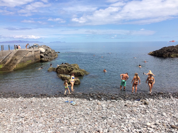 Badebucht von Reis Magos fußläufig erreichbar