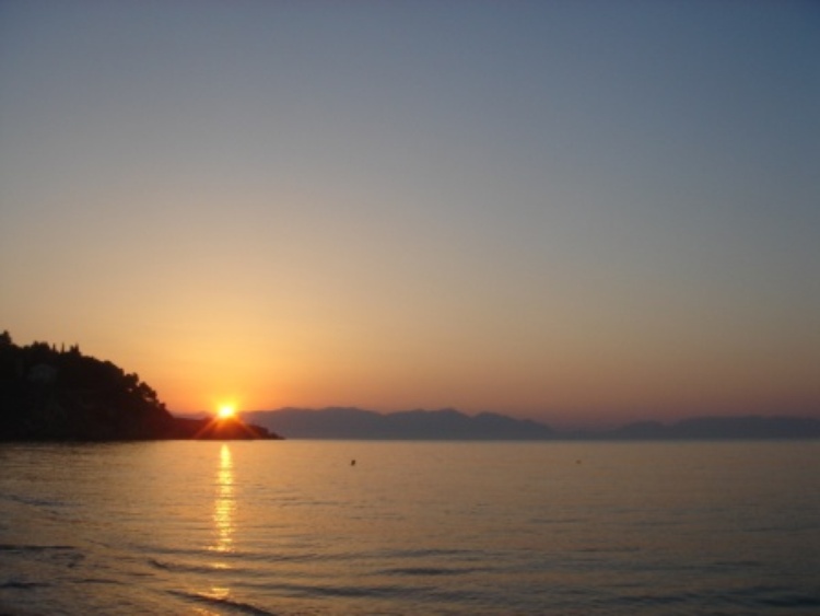 Sonnenaufgang Saga Beach