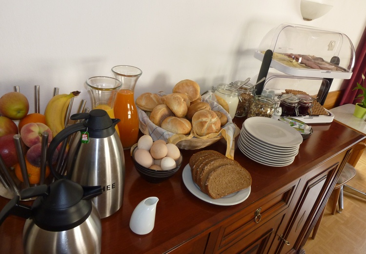 Jeden Morgen ein frisches Frühstücksbuffet
