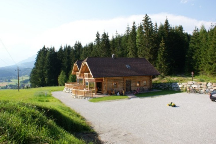 www.alpenchalets.cc