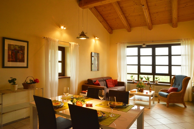 Wohnraum mit Schlafsofa