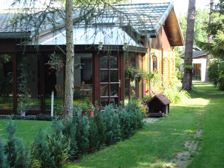 FH-Sonnenschein mit 25qm Wintergarten