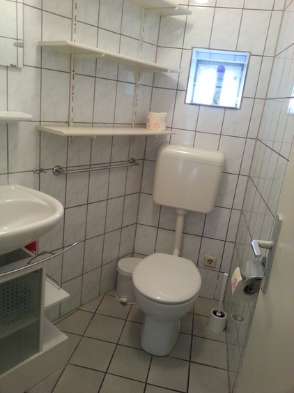 Toilette im EG