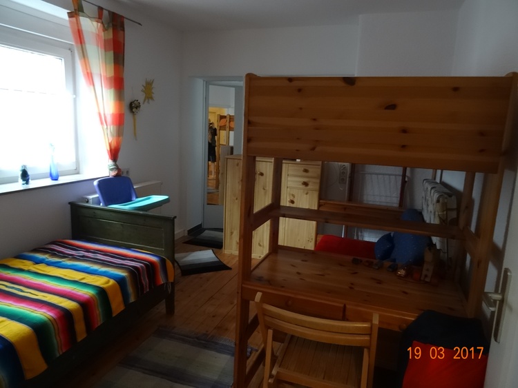 Schlafzi. mit 2 Betten und Schlafsofa