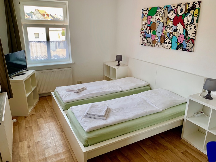 Appartement Siegburg Nordrhein Westfalen Ferienhaus Henn In Siegburg Pensionen Ubernachtung Unterkunft Appartement Von Privat