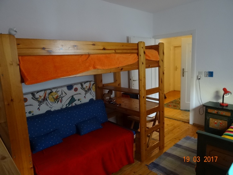 Schlafzi. mit 2 Betten und Schlafsofa