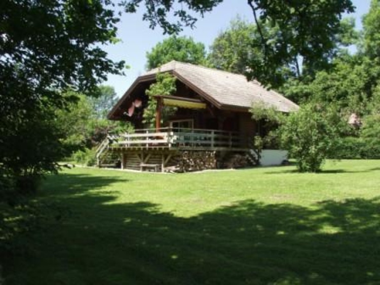 Gite Jura Chalets Jura 4 Saisons Lac De Chalain
